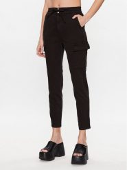 United Colors Of Benetton Spodnie materiałowe 45EZDF03O Czarny Regular Fit. Czarne spodnie materiałowe United Colors Of Benetton, bez wzorów, z bawełny. Za 279.99 zł.