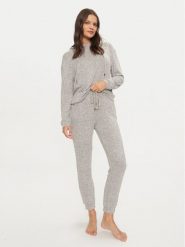 Selmark Piżama P8276 Szary Relaxed Fit. Szare piżamy Selmark, s, bez wzorów, z wiskozy, bez kołnierzyka, bez ramiączek. Za 219.99 zł.