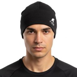 Czapka do biegania z merynosów. Czarne czapki zimowe FJORK MERINO, bez wzorów, z wełny, sportowe. Za 279.00 zł.