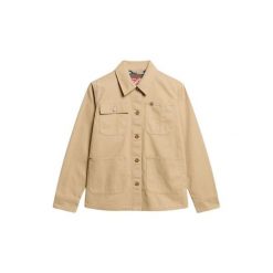 Kurtka z haftem Chore damska Superdry. Zielone kurtki Superdry, bez wzorów, casualowe, bez kaptura. Za 491.85 zł.