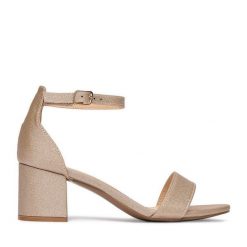 Sandały JENNY. Żółte sandały Jenny, bez wzorów, bez obcasa, na słupku, bez zapięcia. Za 159.99 zł.