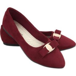 Baleriny damskie Janya Wine Red czerwone wielokolorowe. Czerwone baleriny INNA MARKA, bez wzorów, z zamszu, bez obcasa, bez zapięcia. Za 89.78 zł.