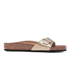 Klapki damskie Birkenstock Madrid BF. Brązowe klapki Birkenstock, bez wzorów, z materiału, bez obcasa, bez zapięcia. Za 462.00 zł.