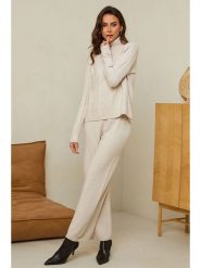 Soft Cashmere Spodnie w kolorze beżowym rozmiar: 38/40. Brązowe spodnie materiałowe Soft Cashmere, bez wzorów, z kaszmiru. Za 130.99 zł.