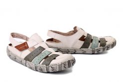 RIEKER L0379-90 beige combination, sandały damskie. Brązowe sandały Rieker, bez wzorów, bez obcasa, bez zapięcia. Za 359.90 zł.