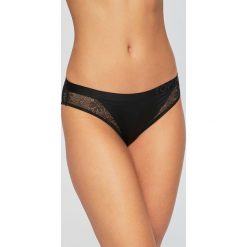 Tommy Hilfiger - Figi. Czarne figi Tommy Hilfiger, bez wzorów, z elastanu. W wyprzedaży za 79.90 zł.