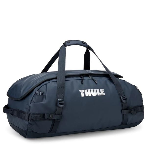 THULE Torba podróżna Chasm 70L Duffel darkest blue. Niebieskie torby podróżne Thule, bez wzorów, z materiału, duże. Za 744.55 zł.