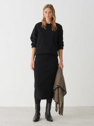 OPUS Bluza "Gudila" w kolorze czarnym rozmiar: 38. Czarne bluzy Opus, bez wzorów, bez kaptura. Za 176.50 zł.