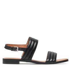 Sandały Caprice. Czarne sandały Caprice, bez wzorów, bez obcasa, na płaskiej podeszwie, bez zapięcia. Za 149.99 zł.