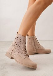 Ciemnobeżowe Ażurowe Botki ze Sznurowaną Cholewką Sephylia. Brązowe botki Renee, w ażurowe wzory, z jeansu, boho, bez obcasa, na płaskiej podeszwie, bez zapięcia. Za 119.99 zł.