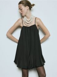 Zestaw naszyjników z imitacją pereł - biały. Białe naszyjniki Reserved. Za 99.99 zł.