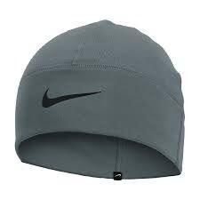 Czapka polarowa termiczna Nike. Szare czapki zimowe Nike, bez wzorów, z materiału, eleganckie. Za 129.99 zł.