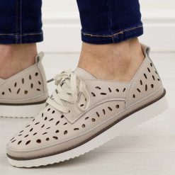 Beżowe ażurowe skórzane półbuty damskie S.Barski 51-610. Brązowe półbuty wsuwane S.BARSKI, na jesień, w ażurowe wzory, ze skóry, klasyczne, bez obcasa. Za 219.00 zł.