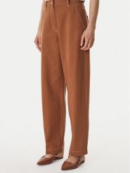 Guess Jeansy W6GB10 W1805 Brązowy Relaxed Fit. Brązowe jeansy Guess, xs, z aplikacjami, z jeansu. Za 569.99 zł.