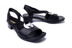 RIEKER 62662-01 black, sandały damskie. Czarne sandały Rieker, bez wzorów, z gumy, bez obcasa, na obcasie, bez zapięcia. Za 269.90 zł.