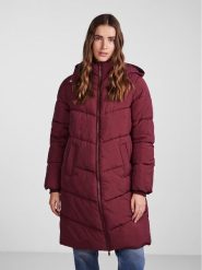Pieces Kurtka puchowa 17126619 Bordowy Regular Fit. Czerwone kurtki Pieces, na zimę, s, bez wzorów, z puchu, bez kaptura. Za 219.99 zł.