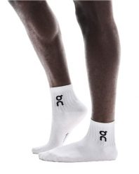 Skarpety On Logo Sock Mid 3. Białe skarpetki On, bez wzorów, z bawełny. Za 89.99 zł.