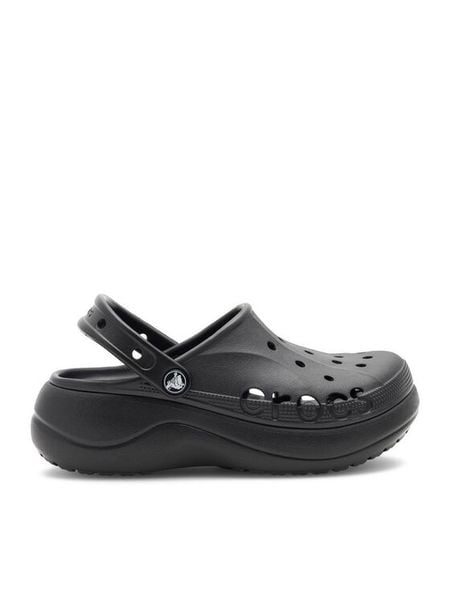 Crocs Klapki BAYA PLATFORM CLOG 208186-001 Czarny. Czarne klapki Crocs, bez wzorów, z syntetyku, bez obcasa, bez zapięcia. Za 236.99 zł.