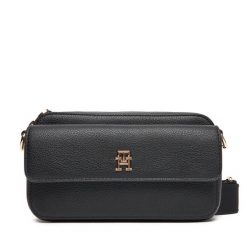 Torebka Tommy Hilfiger. Czarne listonoszki Tommy Hilfiger, bez wzorów, bez dodatków. Za 559.99 zł.