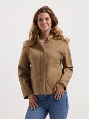 TRAVELIN' Kurtka przejściowa w kolorze beżowym rozmiar: M. Brązowe kurtki Travelin', m, bez wzorów, bez kaptura. Za 326.99 zł.