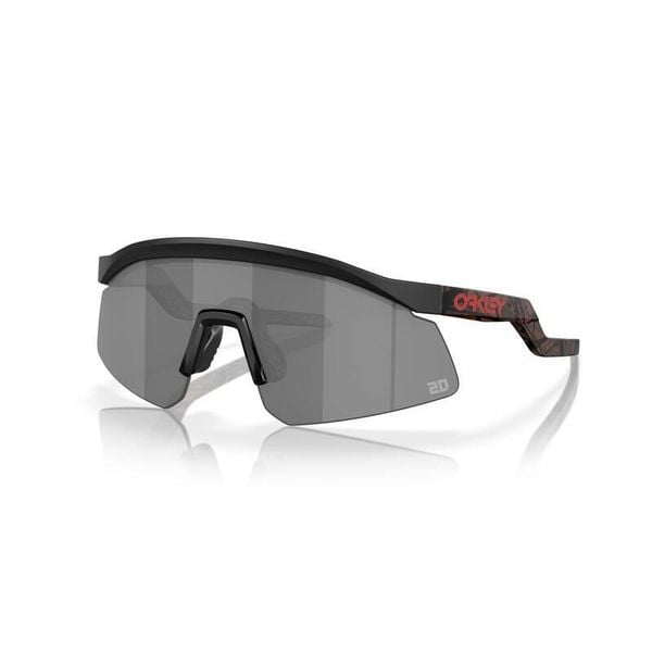 Okulary przeciwsłoneczne szklane Oakley Hydra Fabio Quartararo Prizm. Czarne okulary przeciwsłoneczne Oakley, bez wzorów, szklane. Za 1,195.00 zł.