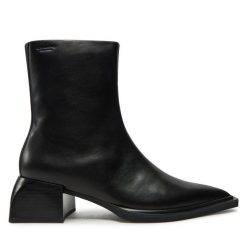 Botki Vagabond Shoemakers. Czarne botki Vagabond Shoemakers, bez wzorów, bez obcasa, na słupku, bez zapięcia. Za 629.99 zł.