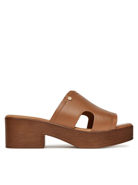 Lasocki Klapki WI16-2356-01 Brązowy. Brązowe klapki Lasocki, bez wzorów, ze skóry, bez obcasa, bez zapięcia. Za 159.99 zł.