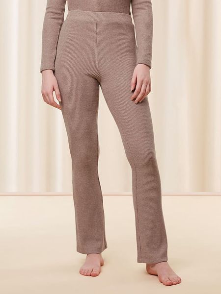 Triumph Spodnie dzianinowe "Thermal MyWear" w kolorze szarym rozmiar: 40. Szare spodnie materiałowe Triumph, bez wzorów, z dzianiny. Za 70.41 zł.