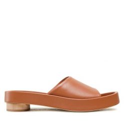 Klapki GINO ROSSI. Brązowe klapki Gino Rossi, bez wzorów, bez obcasa, bez zapięcia. Za 299.99 zł.