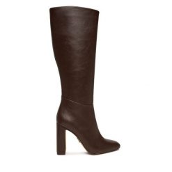 Kozaki Steve Madden. Brązowe kozaki Steve Madden, bez wzorów, bez obcasa, na słupku, bez zapięcia. Za 729.99 zł.