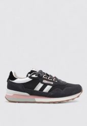 Buty trekkingowe Pepe Jeans Kingston College W. Czarne buty trekkingowe Pepe Jeans, z jeansu, bez zapięcia. Za 356.95 zł.
