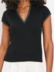 Bluzka z kołnierzykiem - czarny. Czarne bluzki Sinsay, l, bez wzorów, bez kołnierzyka, bez ramiączek. Za 25.99 zł.