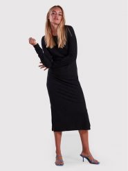 Pieces Sukienka codzienna Kylie 17126214 Czarny Slim Fit. Czarne sukienki Pieces, na co dzień, m, bez wzorów, z syntetyku, bez kołnierzyka, bez ramiączek, proste. Za 79.99 zł.