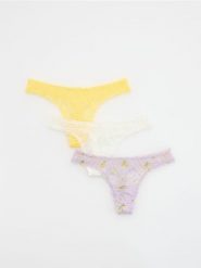 Siateczkowe majtki stringi 3 pack - fioletowy. Fioletowe stringi Reserved, bez wzorów. Za 59.99 zł.