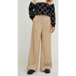 Answear Lab spodnie damskie kolor beżowy szerokie high waist. Brązowe spodnie materiałowe Answear Lab, bez wzorów, z materiału, z podwyższonym stanem. W wyprzedaży za 99.99 zł.