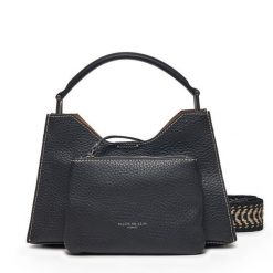 Torebka Gianni Chiarini. Czarne torebki klasyczne Gianni Chiarini, bez wzorów, klasyczne, bez dodatków. Za 799.99 zł.