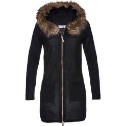 Sweter rozpinany ze sztucznym futerkiem bonprix czarny. Swetry marki INESIS. Za 119.99 zł.