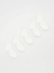 Skarpetki 5-pack - biały. Białe skarpetki Reserved, bez wzorów. Za 49.99 zł.