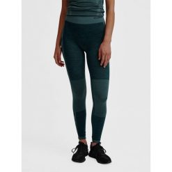 Damskie legginsy bezszwowe z wysokim stanem Hummel Clea. Zielone legginsy Hummel, bez wzorów, z materiału, sportowe. Za 170.00 zł.