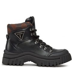 Botki Guess. Czarne botki Guess, z aplikacjami, bez obcasa, na płaskiej podeszwie, bez zapięcia. Za 359.99 zł.