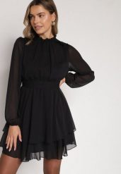 Czarna Rozkloszowana Sukienka Siateczkowa z Bufiastymi Rękawami Isovana. Czarne sukienki Born2be, na co dzień, l, bez wzorów, eleganckie, bez kołnierzyka, bez ramiączek, rozkloszowane. Za 129.99 zł.