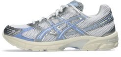 Uniseksowe buty sportowe ASICS GEL-1130 White / Light Sapphire. Białe buty treningowe ASICS, bez wzorów, z gumy, bez zapięcia, trekkingowe. Za 450.00 zł.
