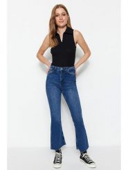 Trendyol Dżinsy - Flare fit - w kolorze niebieskim rozmiar: 40. Niebieskie jeansy Trendyol, bez wzorów, klasyczne, z podwyższonym stanem. Za 105.38 zł.