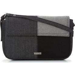 Torebka w dżinsowy patchwork. Czarne listonoszki Wittchen, bez wzorów, z poliesteru, małe, bez dodatków. W wyprzedaży za 99.90 zł.