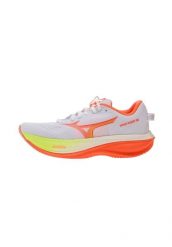 Buty do biegania damskie Mizuno Wave Rider 30. Czerwone buty do biegania Mizuno, bez wzorów, z materiału, bez zapięcia, do biegania, mizuno wave. Za 690.20 zł.