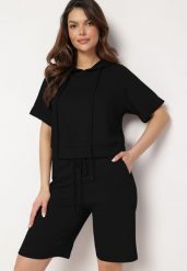 Czarny Komplet Dresowy z Bluzą z Krótkimi Rękawami i Szortami Helgia. Czarne bluzy Born2be, s, bez wzorów, z dresówki, bez ramiączek, z kapturem. Za 179.99 zł.