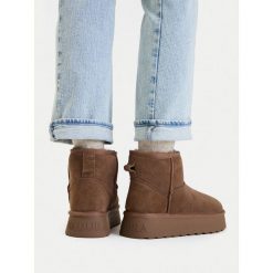 Śniegowce Badura. Brązowe śniegowce Badura, bez wzorów, bez zapięcia. Za 229.99 zł.
