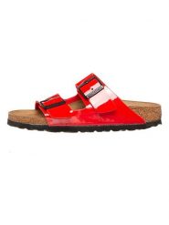 Birkenstock Klapki "Arizona" w kolorze czerwonym rozmiar: 35. Czerwone klapki Birkenstock, bez wzorów, klasyczne, z otwartym noskiem, bez obcasa, bez zapięcia. Za 247.45 zł.
