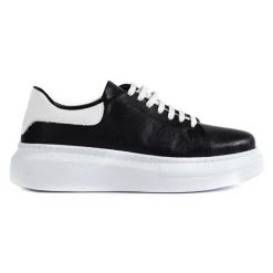 Czarne klasyczne buty sportowe damskie T.Sokolski. Czarne buty treningowe bez wzorów, bez zapięcia. Za 223.79 zł.