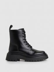 Pepe Jeans FOOTWEAR Botki "Queen Bass" w kolorze czarnym rozmiar: 38. Czarne botki Pepe Jeans FOOTWEAR, bez wzorów, z jeansu, bez obcasa, bez zapięcia. Za 220.63 zł.